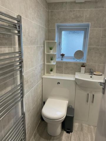 לונדון 2 Bedroom Serviced Apartment מראה חיצוני תמונה